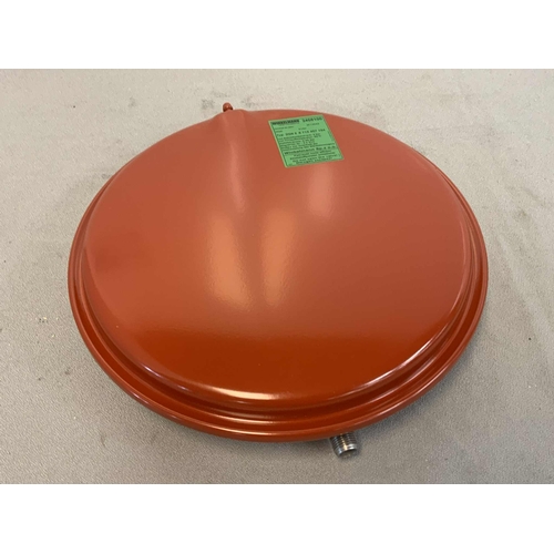 94 - WORCESTER GREENSTAR EXPANSION VESSEL PART NO: 87161165450 RRP £85