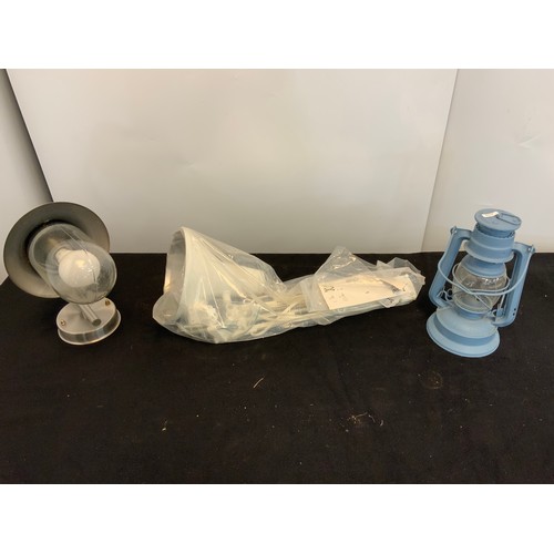 Lot 2         