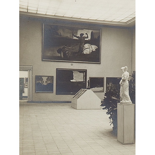 31 - UNKNOWN PHOTOGRAPHER5 silver gelatin deductions on cardboard and 1 reproductionAustrian pavilion, In... 