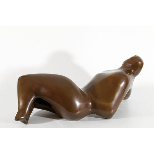 84 - BERNHARD HEILIGER* (Stettin 1915 - 1995 Berlin)Lying figure, 1949bronze, 25 x 65 x 27 cmverso signat... 