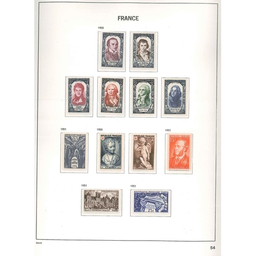 297 - France; 1950-71 mint (almost entirely u.m.) colln. in older Davo hingeless album, probably about 90%... 