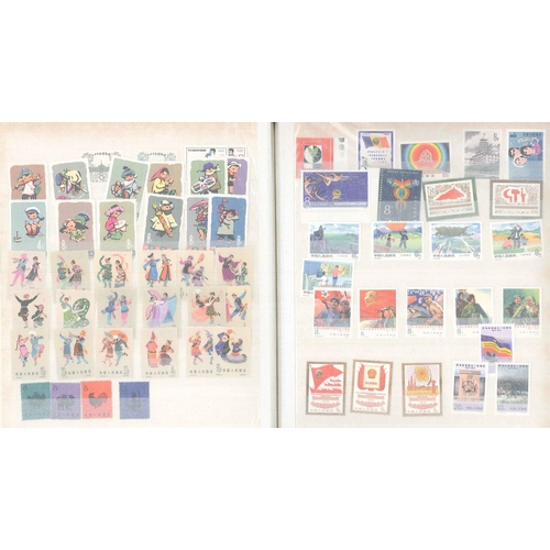 254 - China; People’s Republic; 1959-90 u.m. collection in stockbook and stockalbum, nearly all in sets. N... 