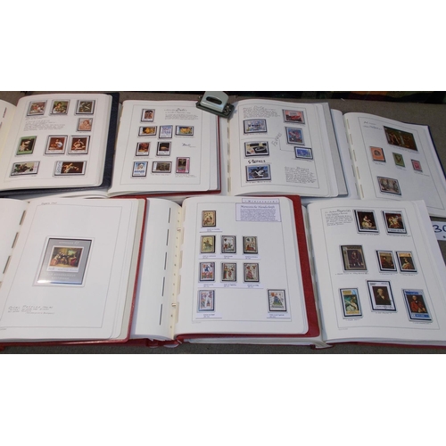 30 - Collections; Thematics; Art; seven large Lighthouse albums with a collection of Art, arranged by art... 