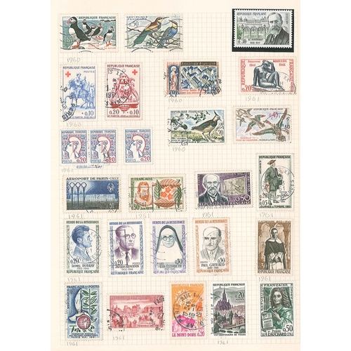 179 - France; 1960-86 mint (u.m. and l.m.m., a few stuck) and used colln. in two binders. (c.1,150)