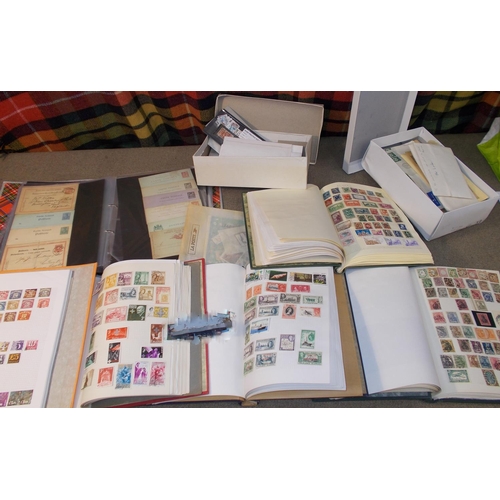 6 - Collections and Mixed Lots; two boxes with two albums of Commonwealth (fair mix best in Africa, 1,00... 