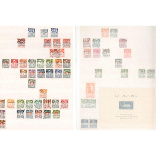 191 - Danzig; 1920-38 useful m. & u. collection on stockleaves, mainly defins., and generally fine/v.f. Th... 