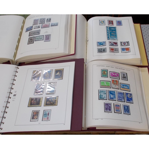 310 - Russia/USSR; 1858-2005 very extensive collection in seven printed albums (different makes) with a ma... 