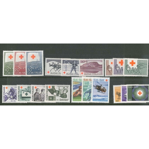 1367 - Finland; 1949-67 Red Cross sets u.m. for 1949, 1951, 1952, 1954, 1955, 1956, 1957, 1960, 1963, 1964,... 