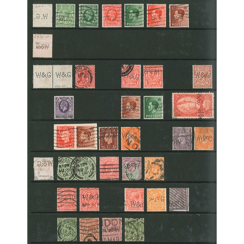 451 - UK Perfins; Letter W, QV to KG6. (c.4,000 items).