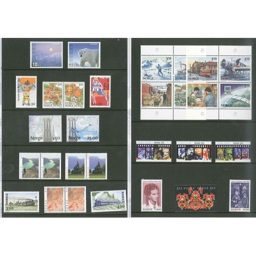 1696 - Norway; 1996 year pack with 31 u.m. stamps.