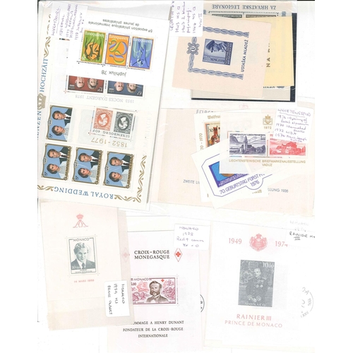 1008 - Europe; Miniature Sheets; European selection of mainly u.m. m.s./sheetlets (a few m.m. or c.t.o.) of... 