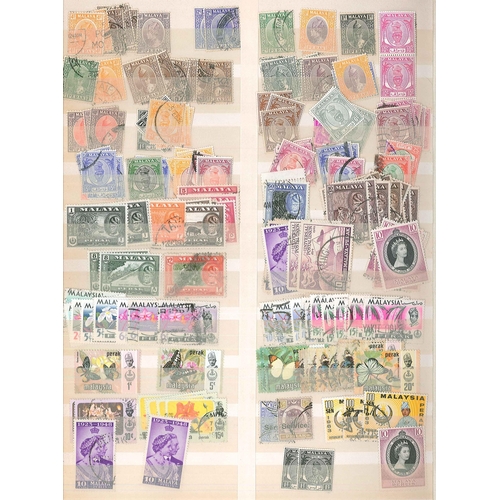 257 - Malaya; States; stockbook of Johore (200+), Kedah (100+), Kelantan (c.50), Malacca (c.40), Negri Sem... 