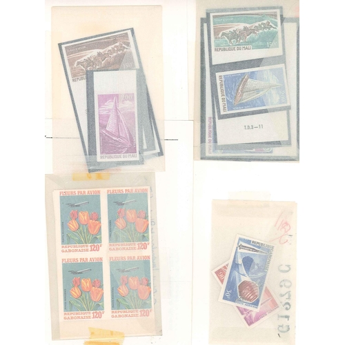 1551 - French Area; seln. of imperforates u.m. of Gabon (2 + 6 blocks), Mali (6), Niger (15), and Tunisia (... 