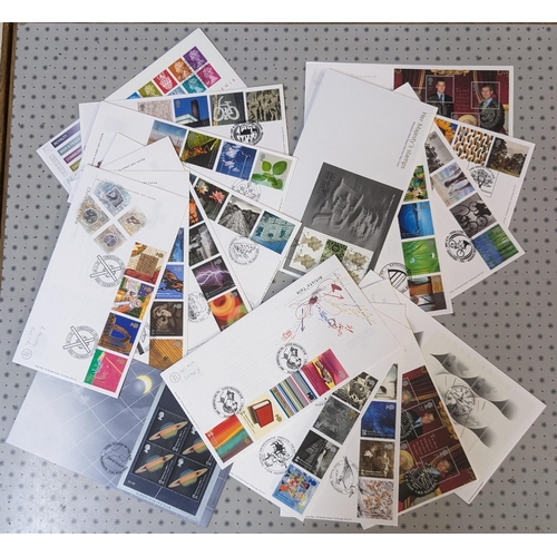 2698 - UK FDCs; 1999-2001 35 different commem FDCs, all PO covers, unaddressed, with special cancels.... 