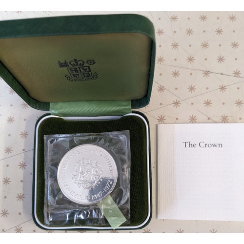 1125 - UK Coins; 1972 Silver Wedding crown silver proof in original box.