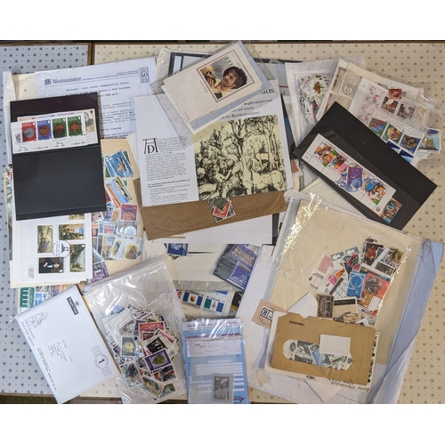 365 - Mixed Lots; medium box with clearance lot of all-world pages and stockleaves, loose stamps, some dup... 