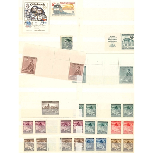 67 - Czechoslovakia; broken stockbook with useful mix inc. 1945-53 mint range (mainly u.m., mainly in set... 