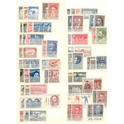 67 - Czechoslovakia; broken stockbook with useful mix inc. 1945-53 mint range (mainly u.m., mainly in set... 