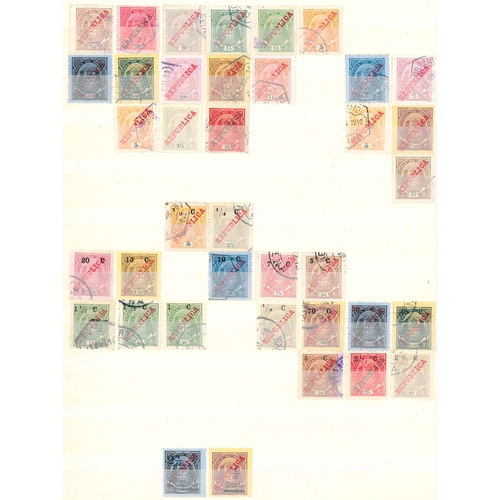 295 - Portuguese Colonies; attractive collection in stockbook (25 sides with stamps) of Moçambique ... 