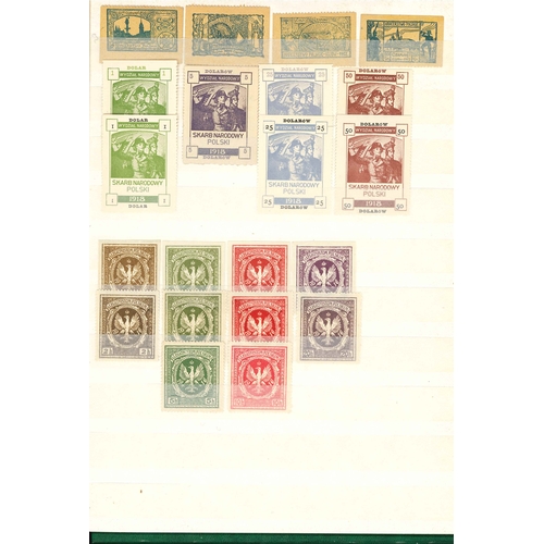 279 - Poland; 1918-c.1950s useful collection in stockbook and other loose stockleaves (total c.44 sides), ... 