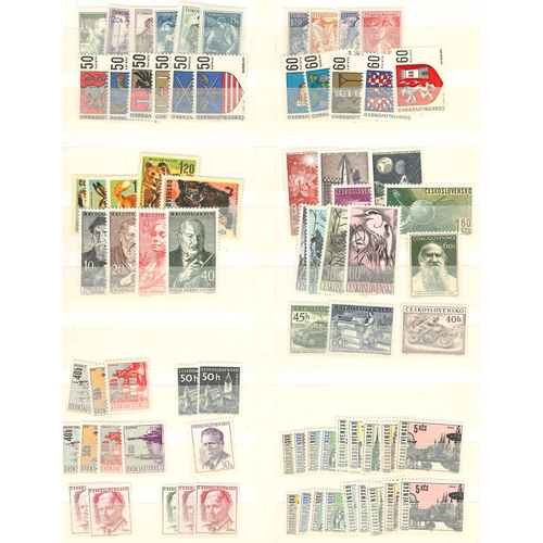 70 - Czechoslovakia; 1968-72, plus a few 1973-78, on stockleaves, nearly all-different u.m. sets, cat. c.... 