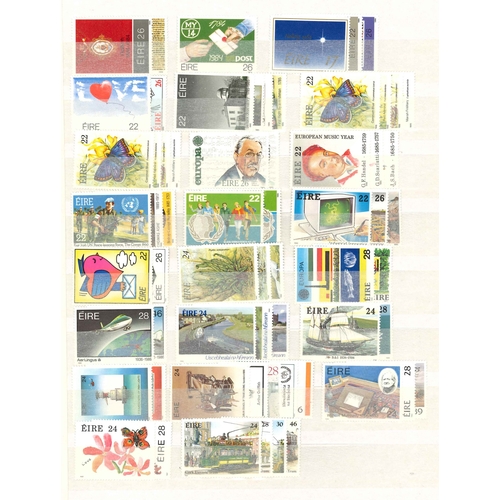 198 - Ireland; 1978-2001 u.m. collection on stockleaves, nearly all in sets, with minimal duplication. (Un... 