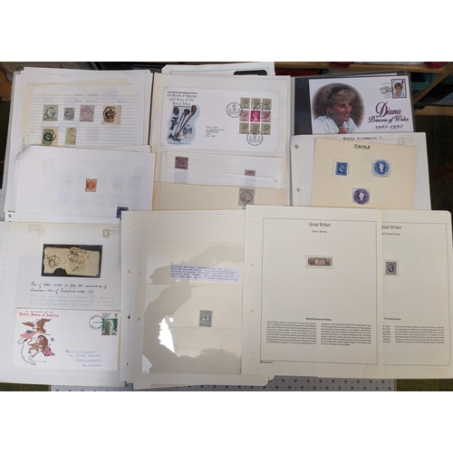 770 - UK Mixed Lots; big bundle of pages (almost 10cm deep) from many different collections. Very mixed ea... 