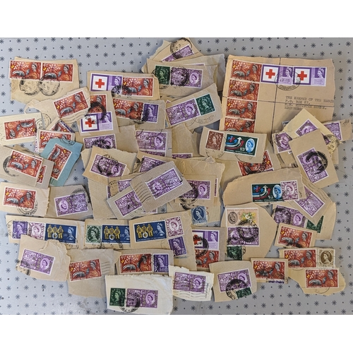 773 - UK Mixed Lots; 1962-64 packet of kiloware, all the commems being phosphor inc. NPY 1/3 (2), Paris (4... 