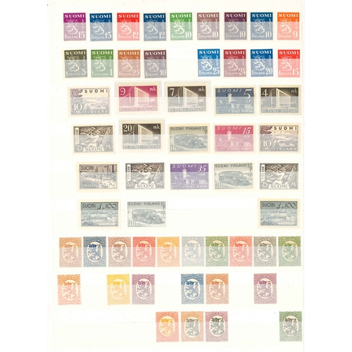 93 - Finland; stockbook (24 pages have stamps) with mainly u.m. range of defins and commems, largely quit... 