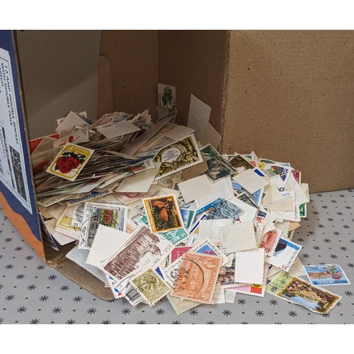 1006 - Mixed Lots; small box with about 120g net weight of loose world (non-UK) stamps. (1,000s)... 