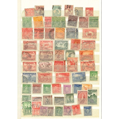 14 - Australia; collection in two stockbooks (26 pages with stamps), the main value of which is in modern... 