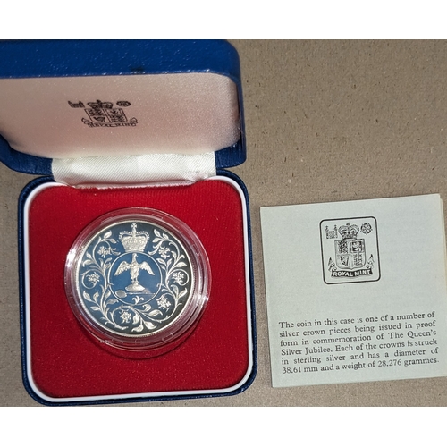 1130 - UK Coins; 1977 Silver Jubilee silver proof crown in original box.