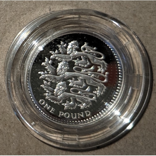 1173 - UK Coins; 1997 £1 (English Three Lions) silver proof in capsule.