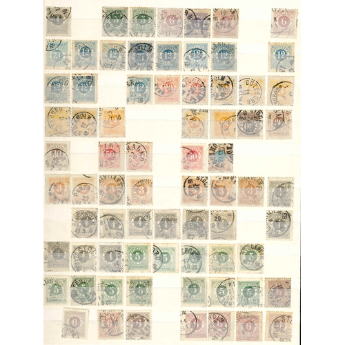 322 - Sweden; stockbook (32 sides) with duplicated mainly defins, majority used. Includes Ring Types (c.22... 