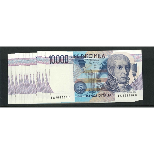 119 - Banknotes; Italy; 1984 10,000 lire signed Ciampi and Speziali - fourteen consecutive notes, EF/EF+ b... 