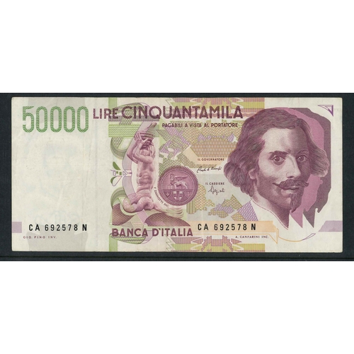121 - Banknotes; Italy; 1992 50,000 lire signed Ciampi and Speziali, VF, Krause 116a.... 