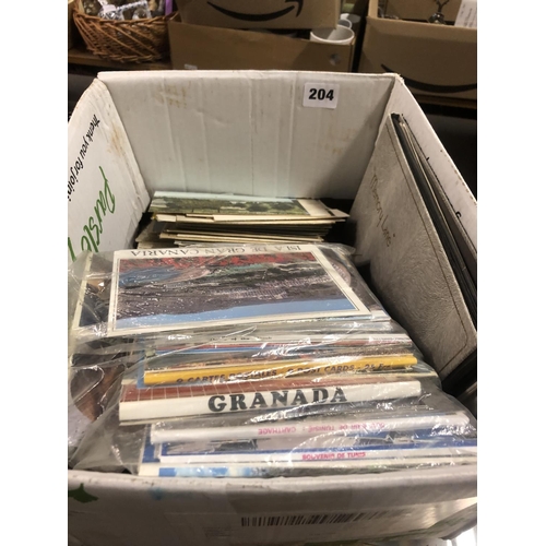 204 - LARGE QUANTITY OF POST CARDS