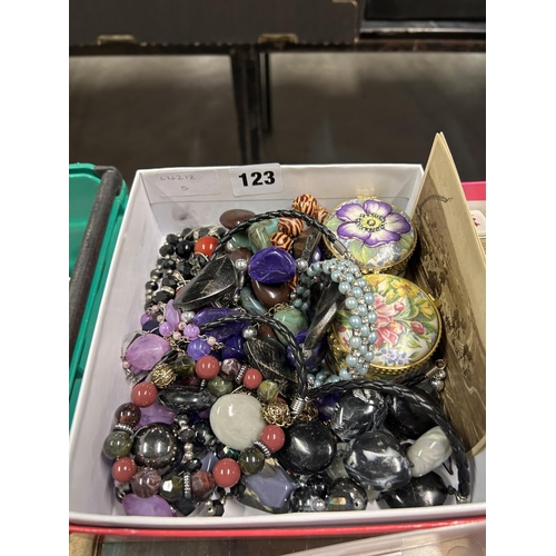 123 - BOX OF COSTUME JEWELLERY