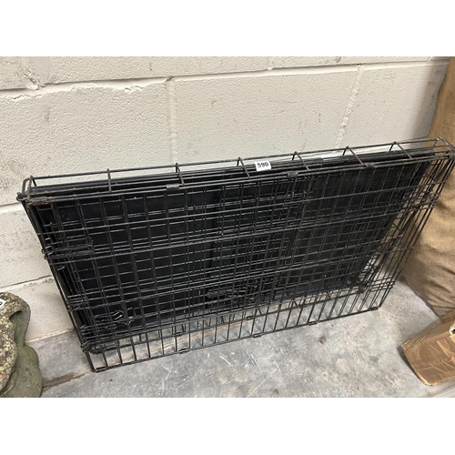 590 - MEDIUM SIZE METAL DOG CAGE