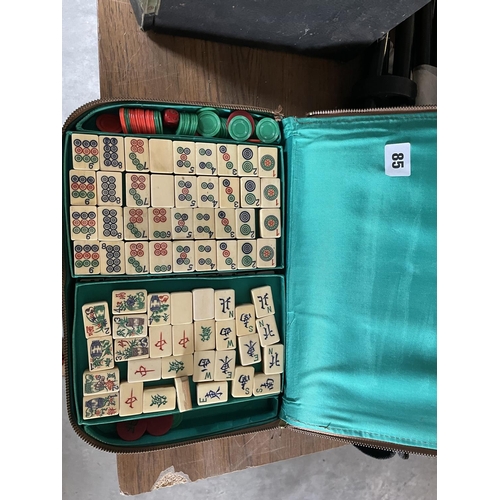 85 - MAHJONG SET