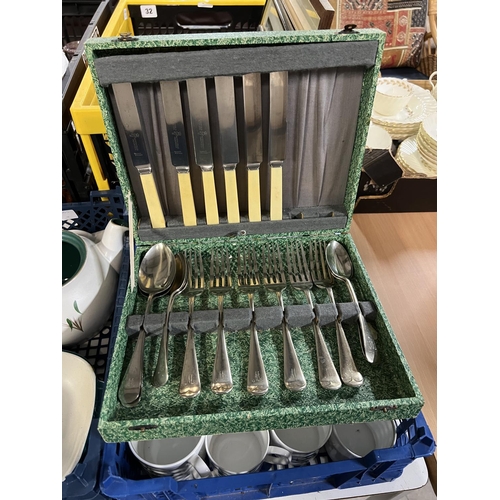 34 - BOX OF MIXED GLASS, CUTLERY & SILVER ITEMS