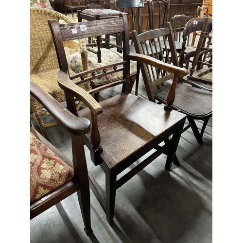 331 - OAK ANTIQUE CHAIR