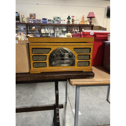 11 - RADIO TAPE CD & RECORD PLAYER IN W/O