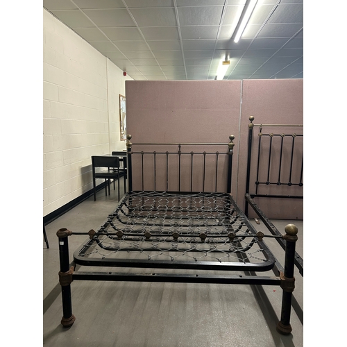 515 - VICTORIAN BRASS & IRON BED