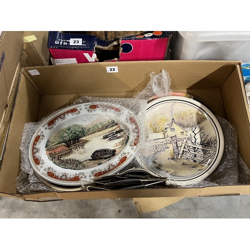 22 - BOX OF VINTAGE CHINA, GLASS & WALL PLATES