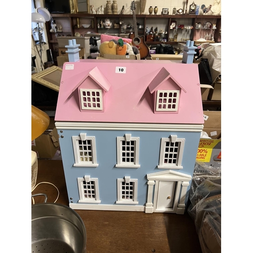 10 - DOLLS HOUSE