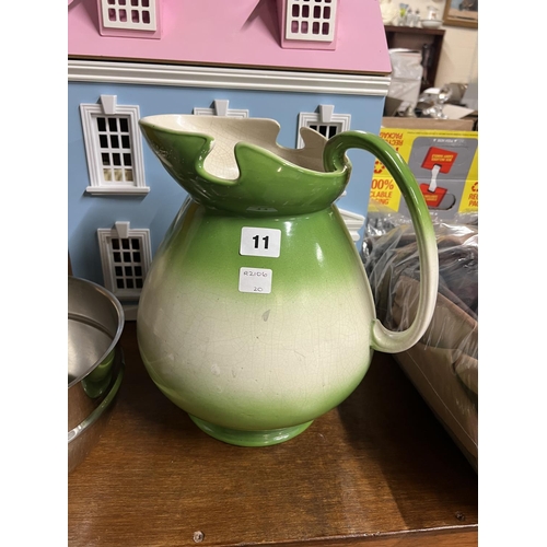 11 - JUG