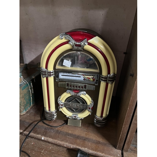 355 - RADIO JUKEBOX IN W/O