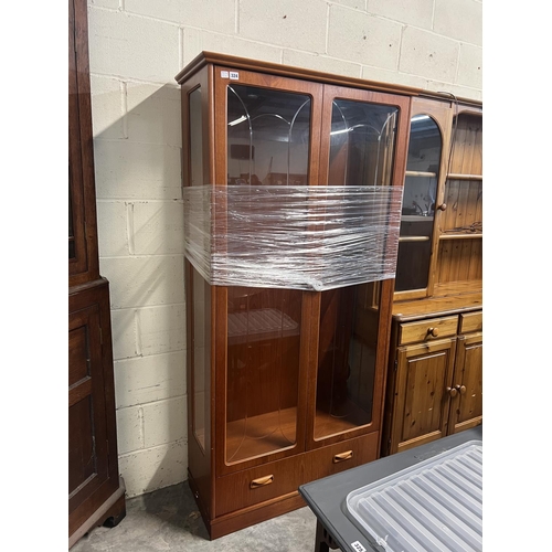 324 - GLASS DISPLAY CABINET