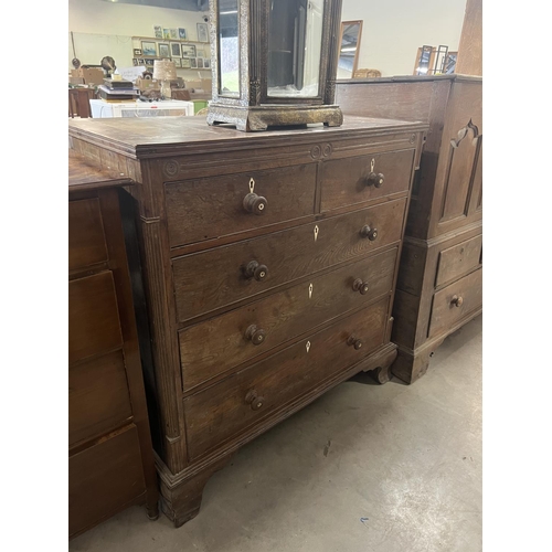 390 - TWO OVER 3 OAK CHEST OF DRAWERS